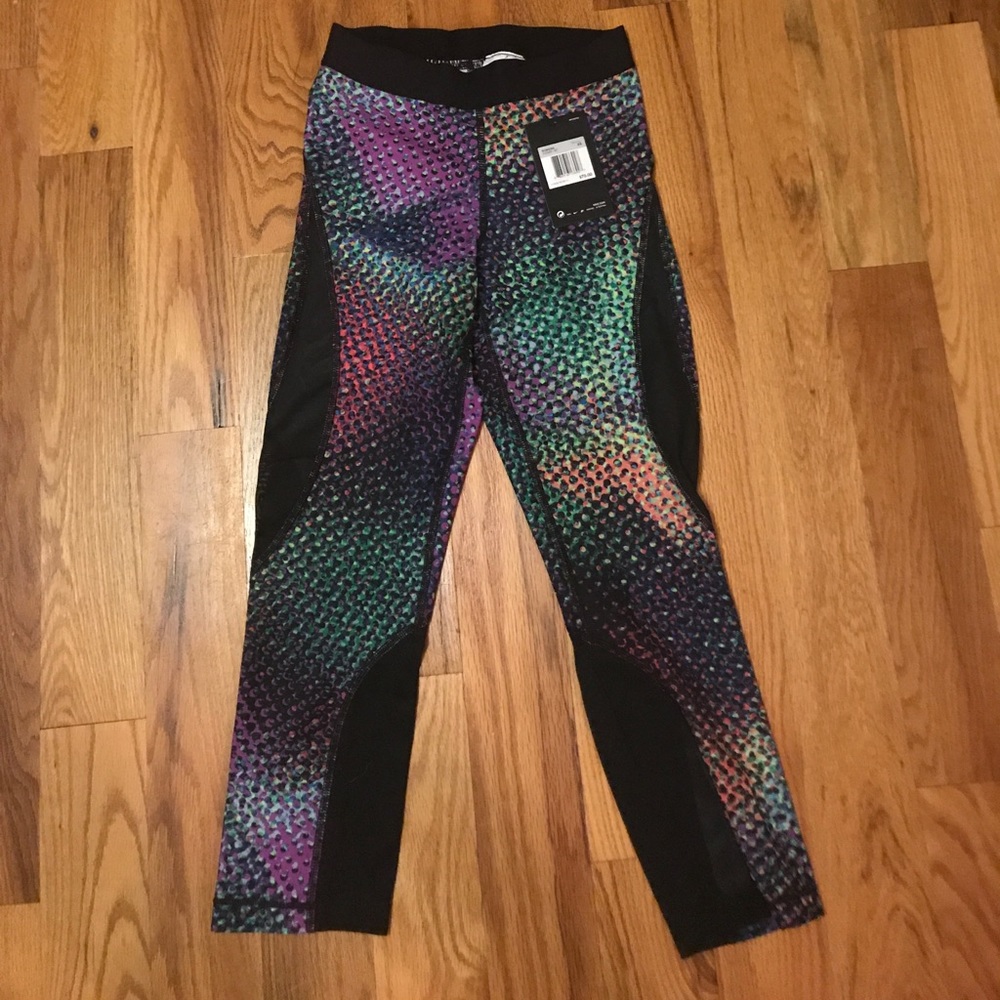 COPY - Nike crops